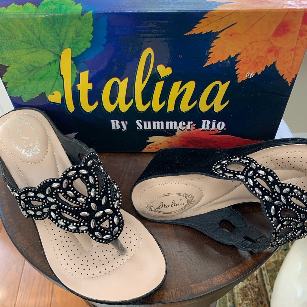 Sandals - Picture 2 of 2